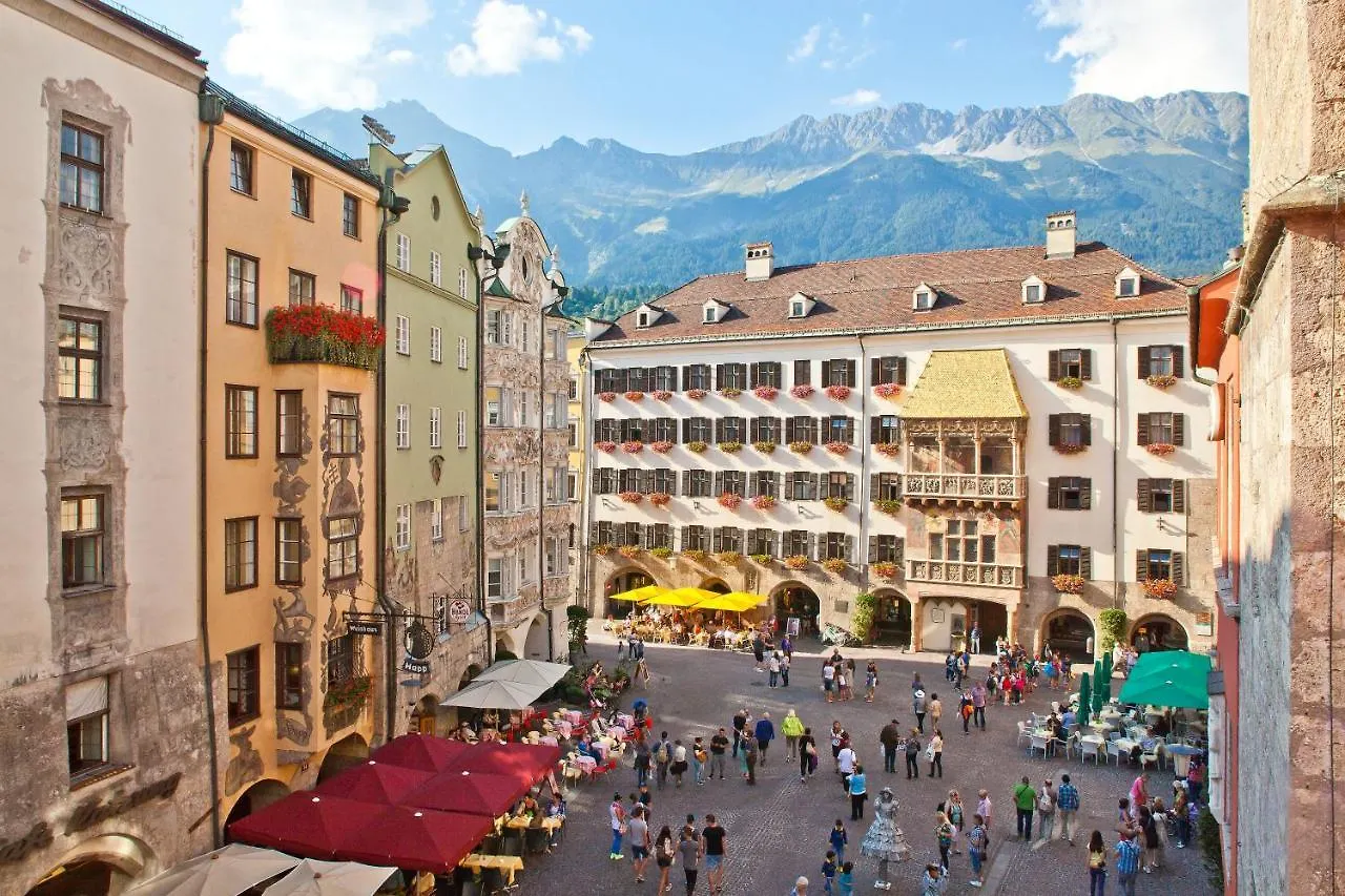 Gstill-4-Living Innsbruck 0*,  Austria